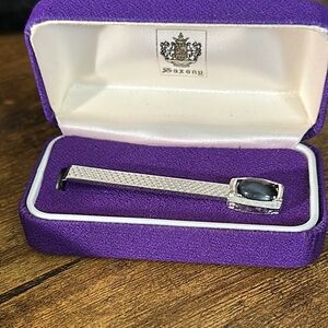 Silver and Black Jewelry Tie Clip